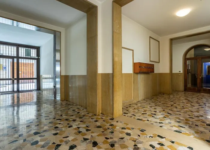 Vicolo Stella 公寓