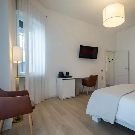 Vicolo Stella 아파트 *